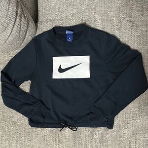 Nike crewneck sweater